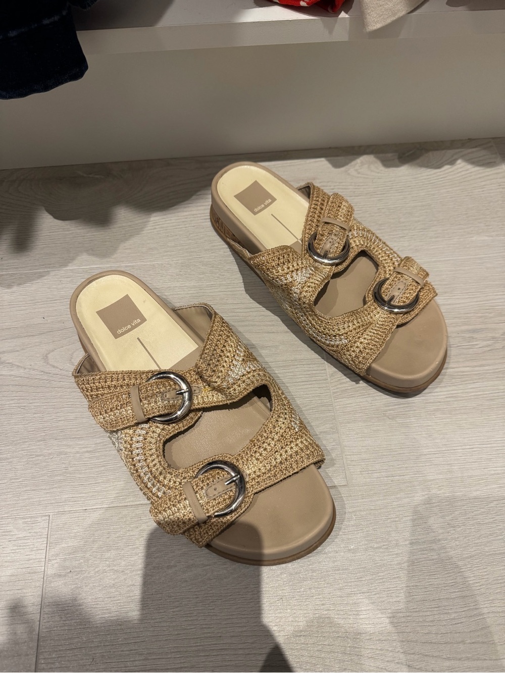 Dolce vita Buckle Slide Sandals - Beige
